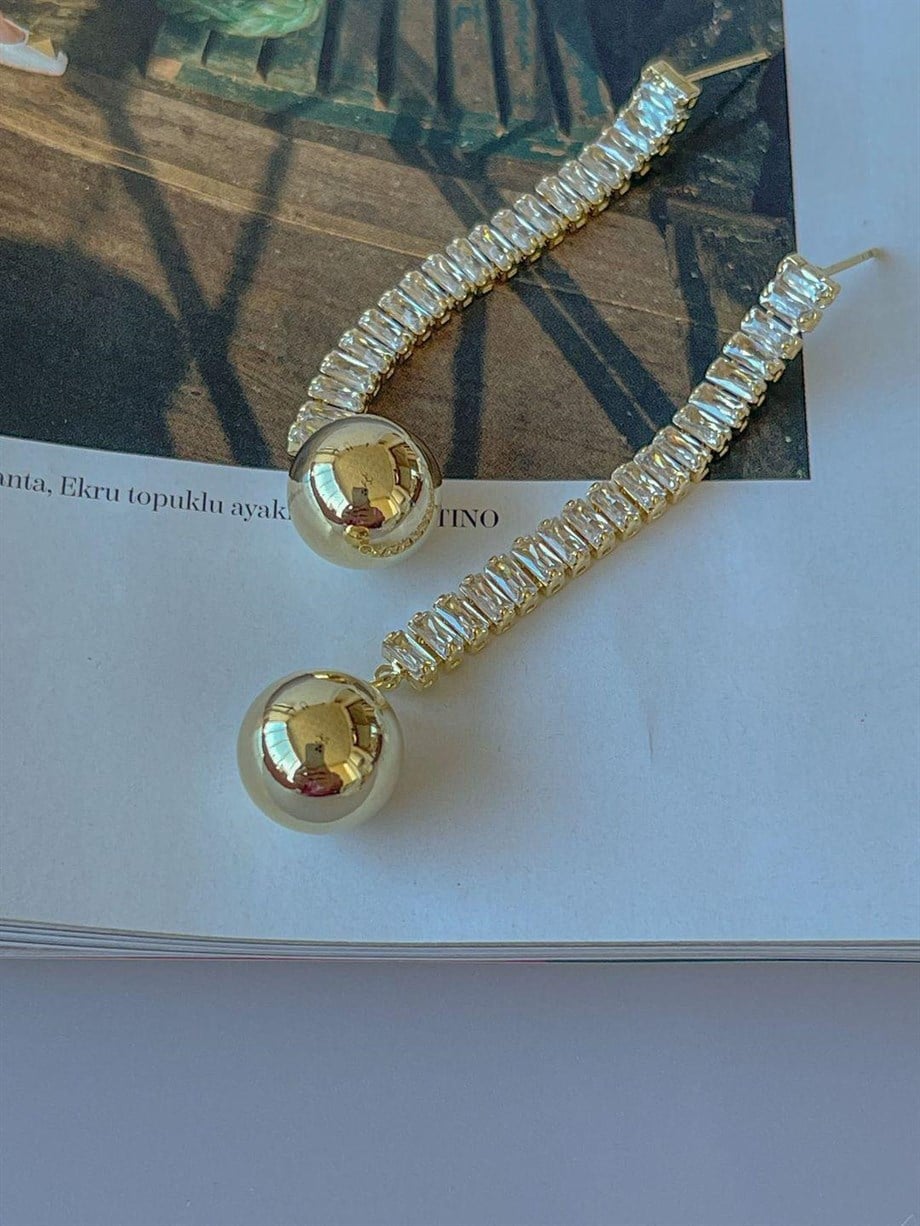 İthal Özel Baget Topçuklu Uzun Küpe (6 Cm)