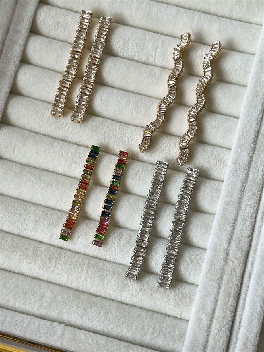 İthal Renkli Baget Taşlı Küpe (4.5 Cm)