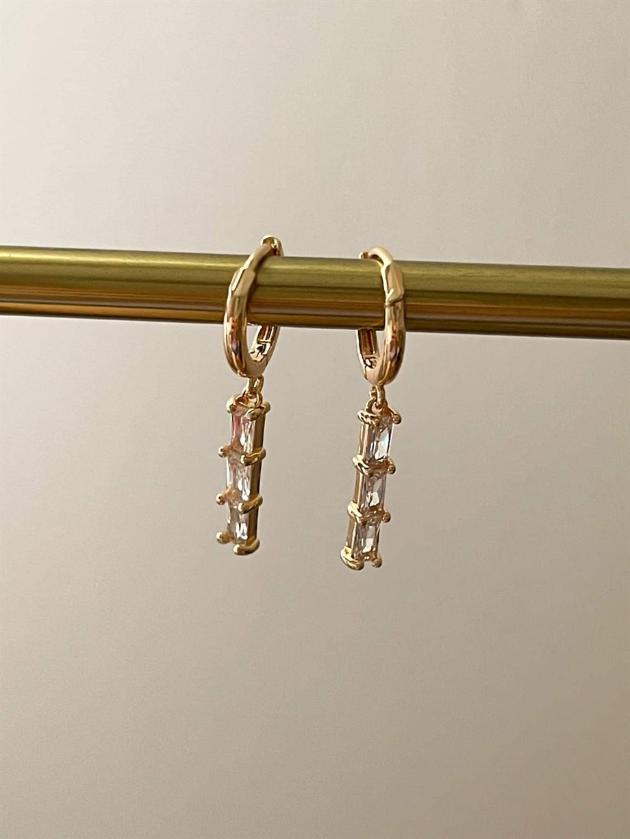 Özel Kaplama Baget Taşlı Narin Küpe (3 Cm)