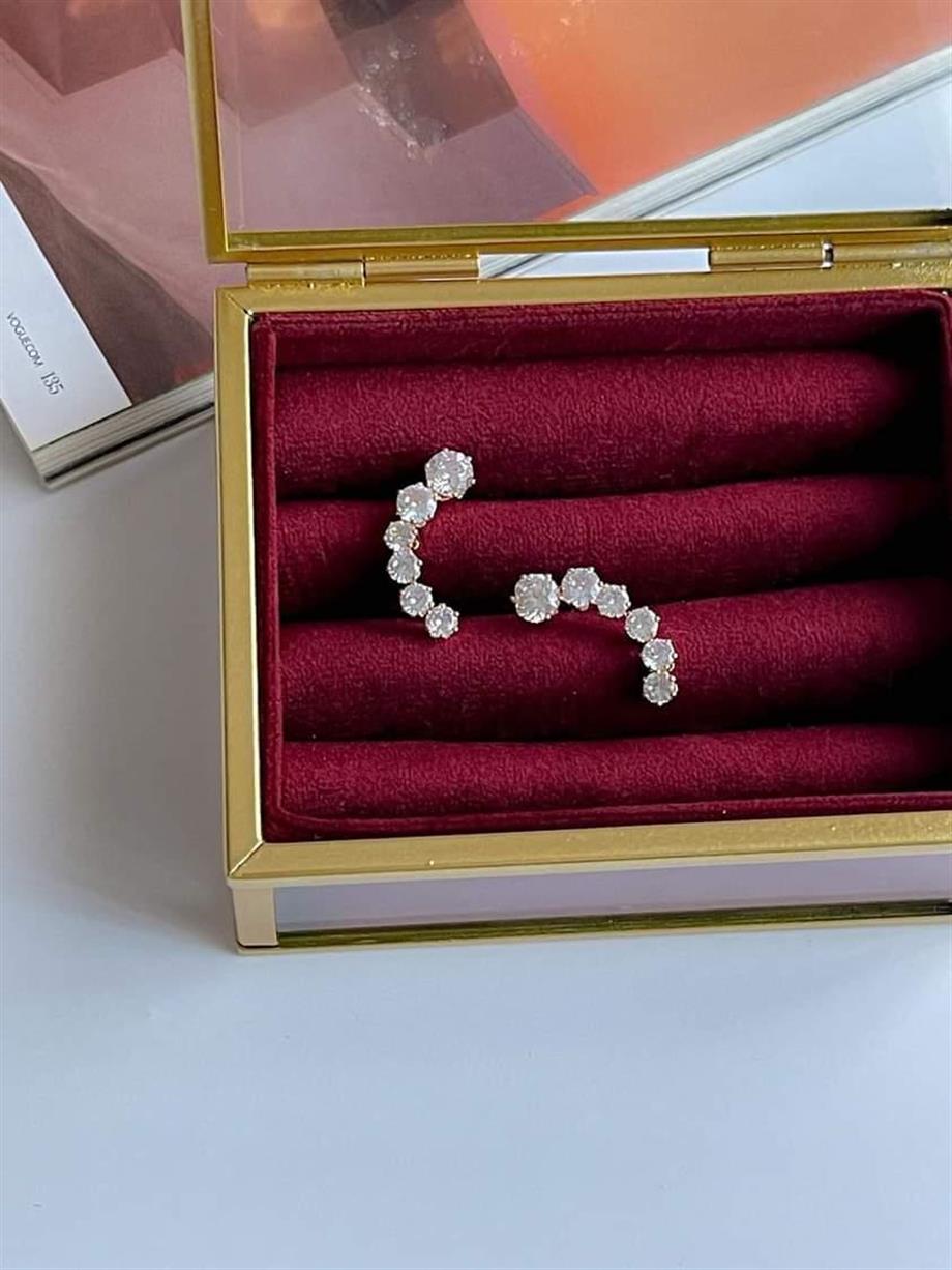 Özel Kaplama Gold Baget Taşlı Küpe (2.40 Cm)