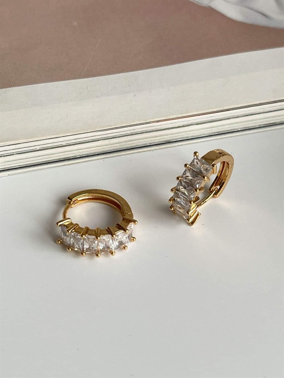 Özel Kaplama Gold Renk Baget Taşlı Halka Küpe (1.70 Cm)