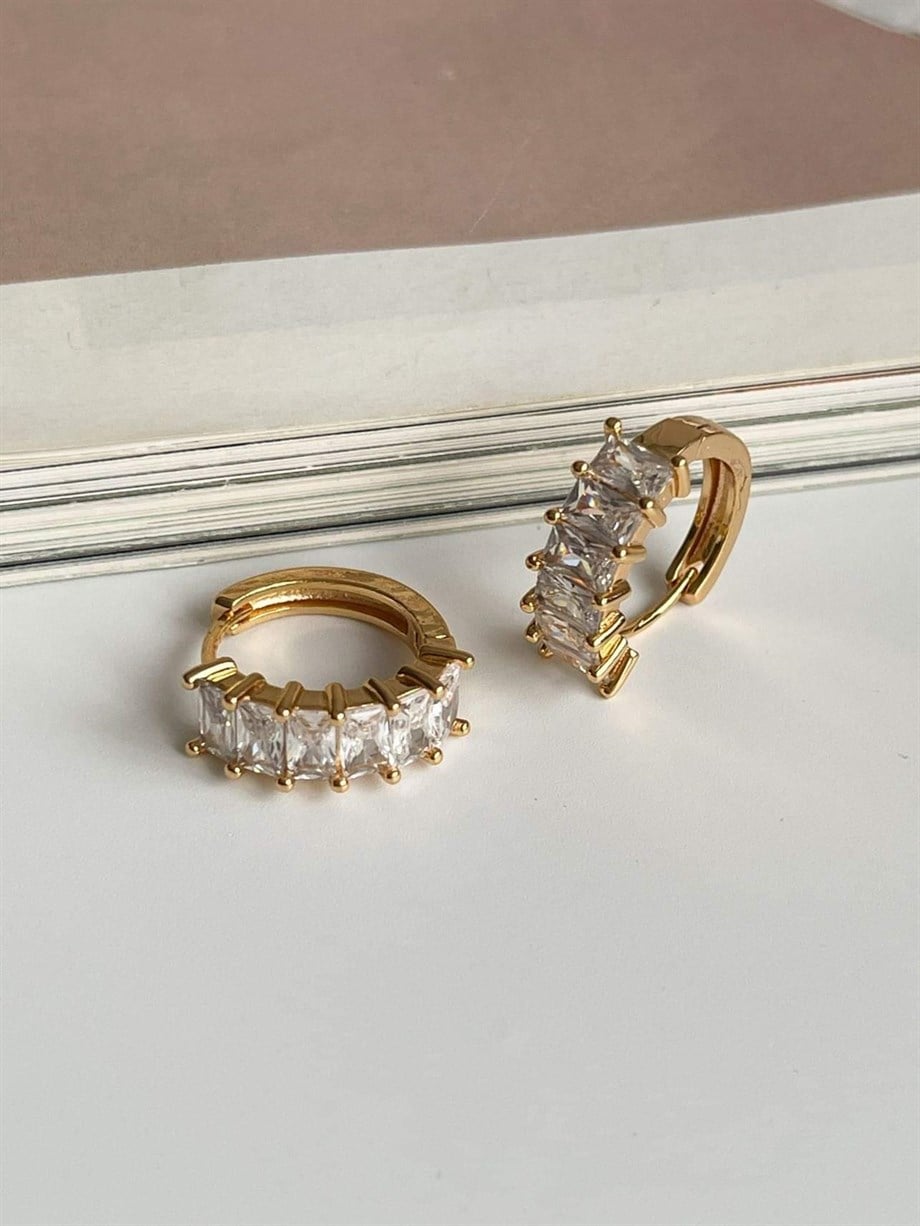 Özel Kaplama Gold Renk Baget Taşlı Halka Küpe (1.70 Cm)