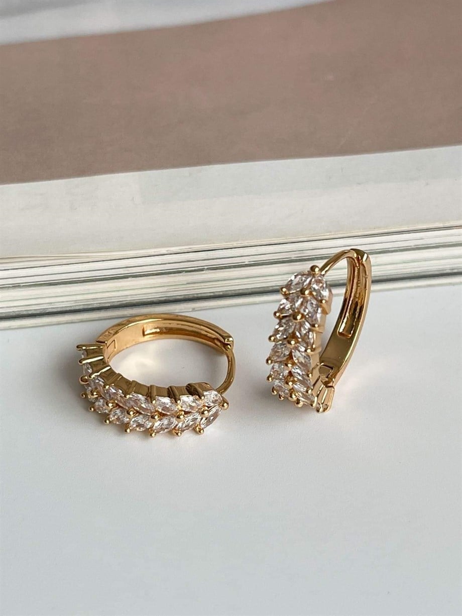 Özel Kaplama Gold Renk Baget Taşlı Halka Küpe (1.80 Cm)