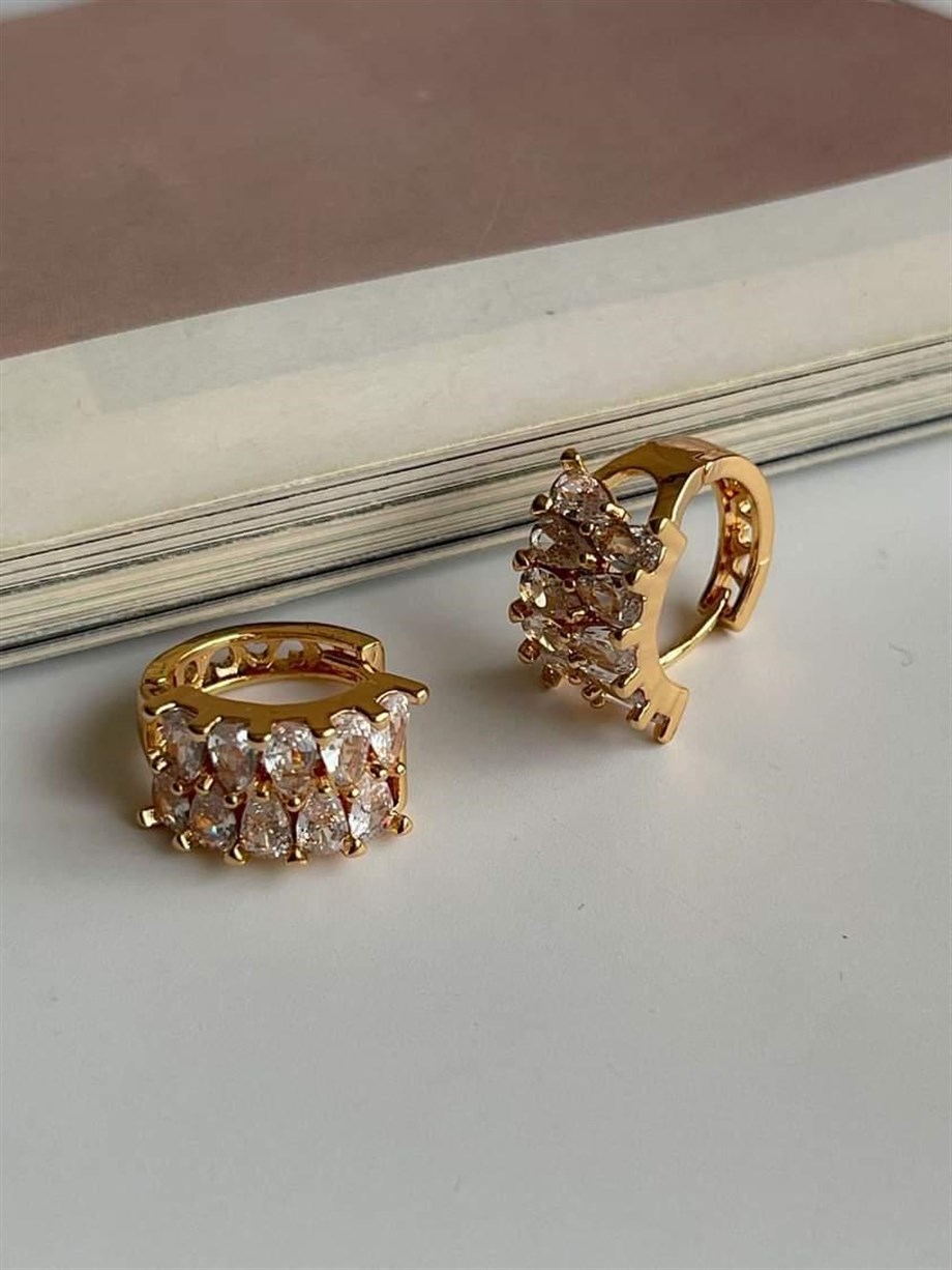 Özel Kaplama Gold Renk Baget Taşlı Küpe (1.80 Cm)