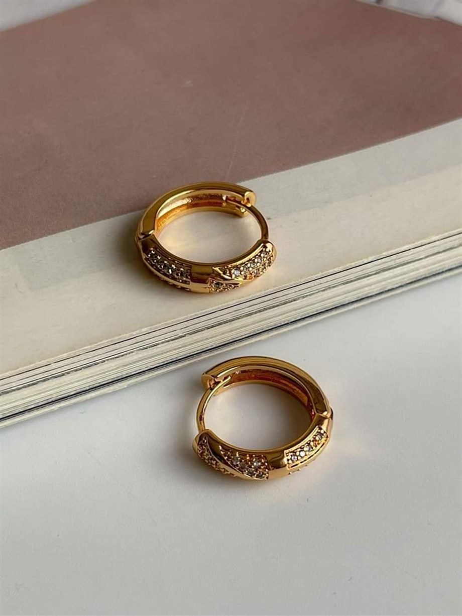 Özel Kaplama Gold Renk Baget Taşlı Küpe (1.50 Cm)