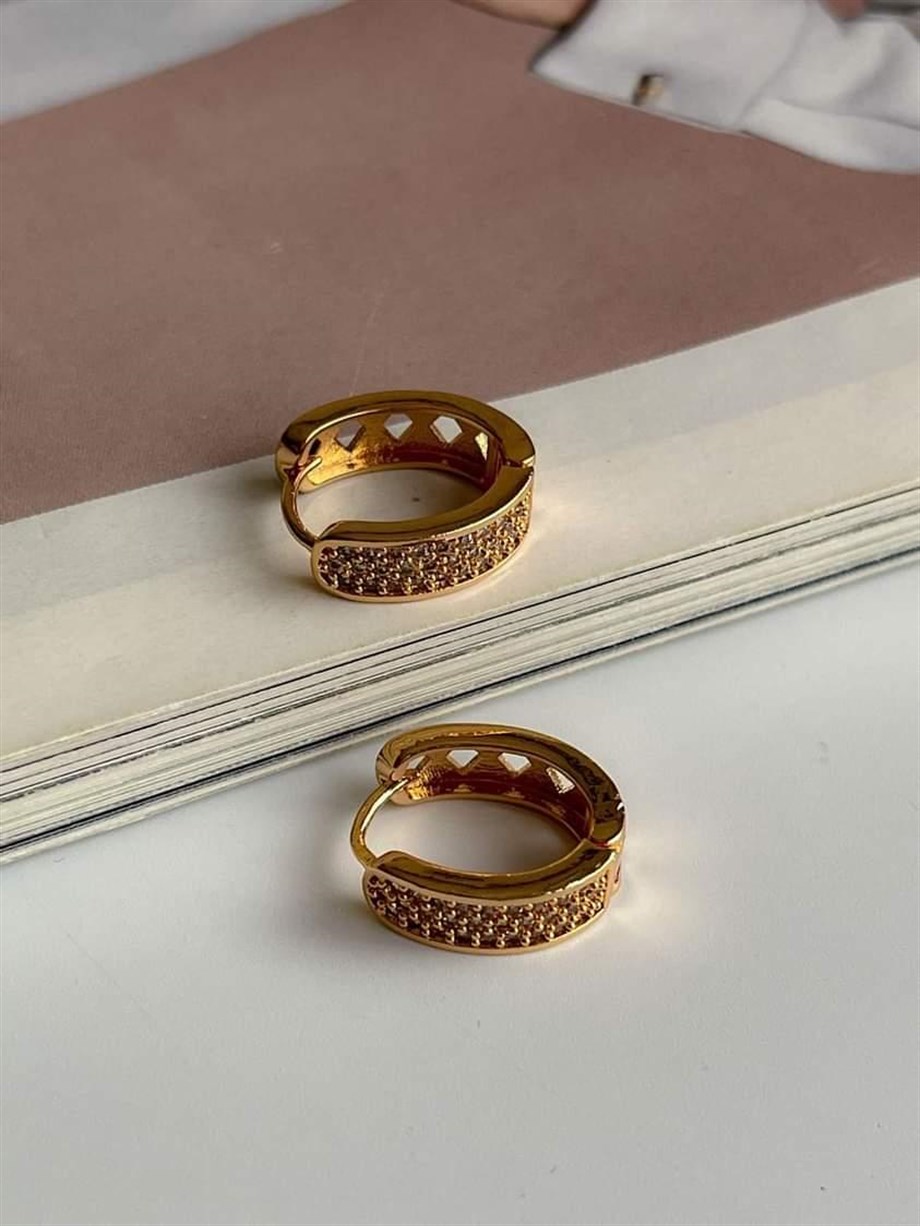Özel Kaplama Gold Renk Baget Taşlı Küpe (1.70 Cm)