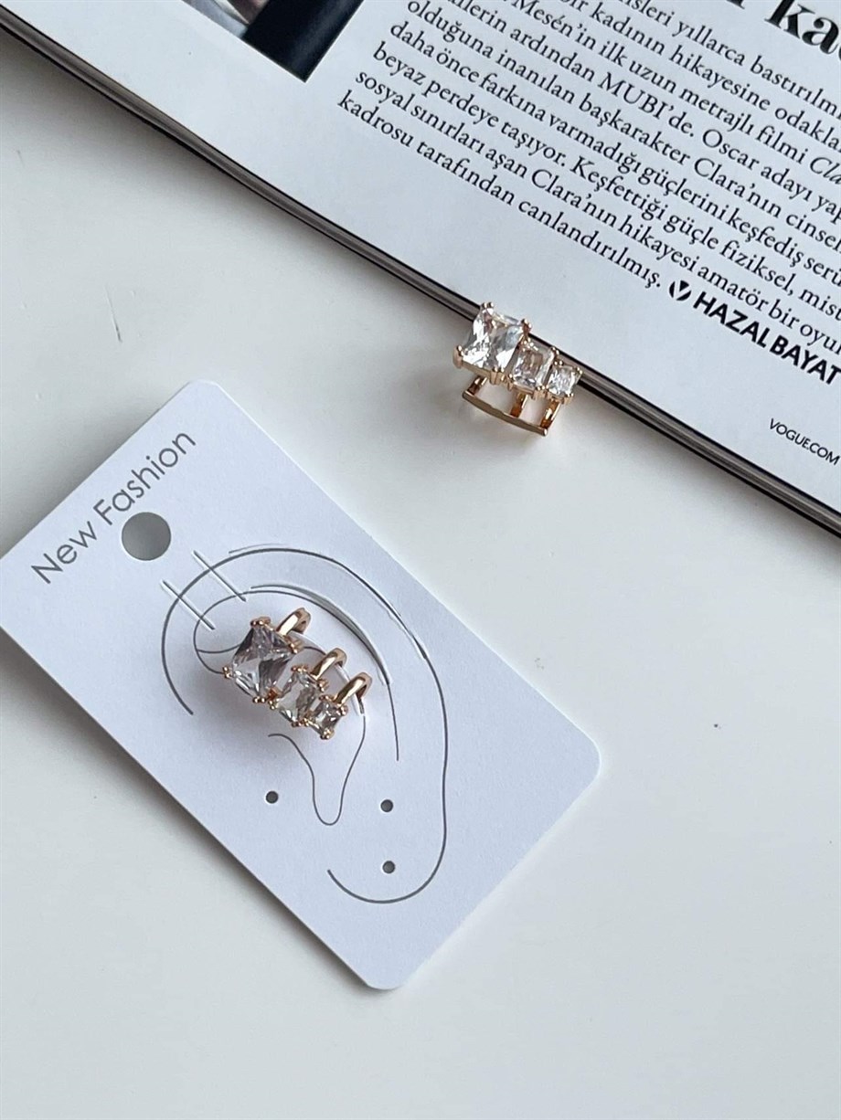 Özel Kaplama Gold Renk Baget Taşlı Tekli Ear Cuff Küpe (1.50 Cm)