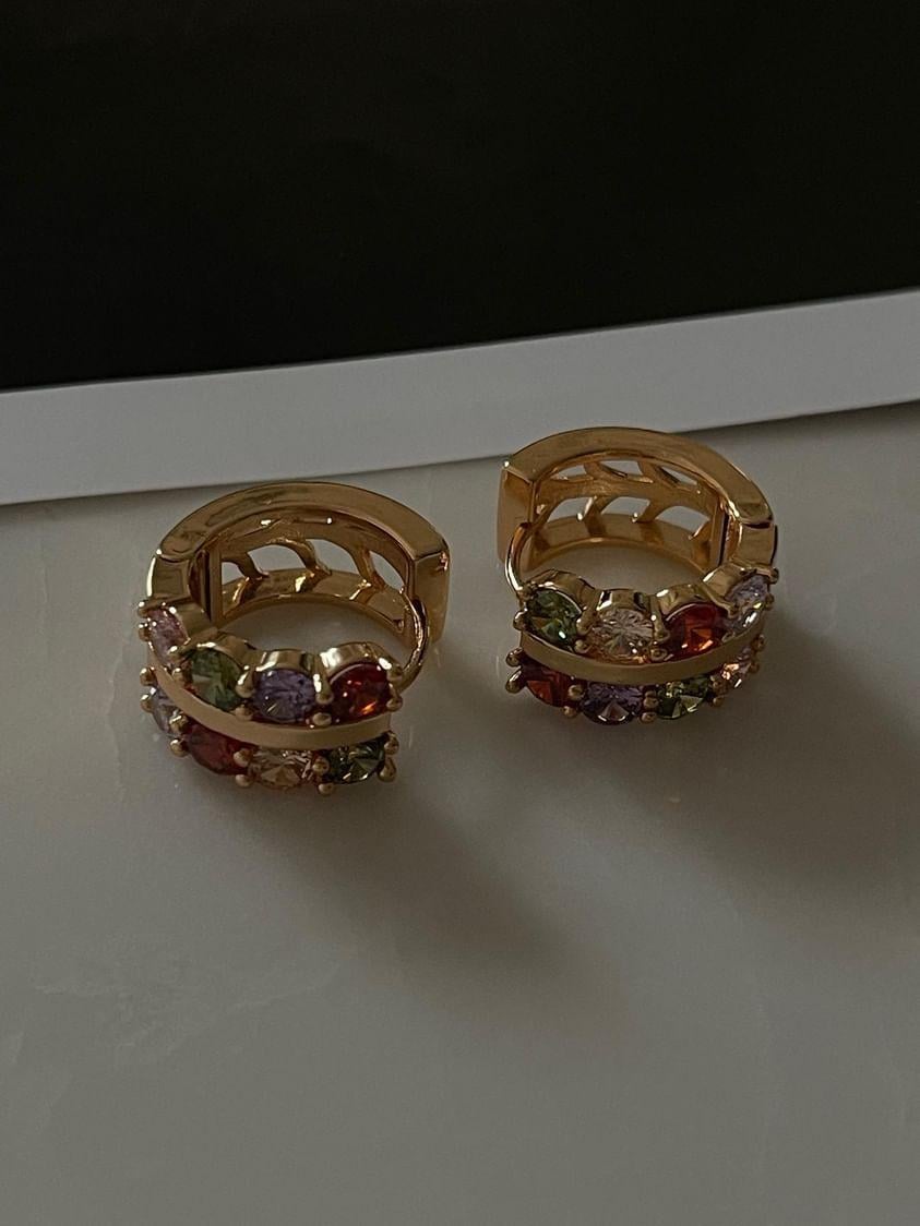 Özel Kaplama Gold Renk Renkli Zirkon Taşlı Luna Küpe (1.80 Cm)