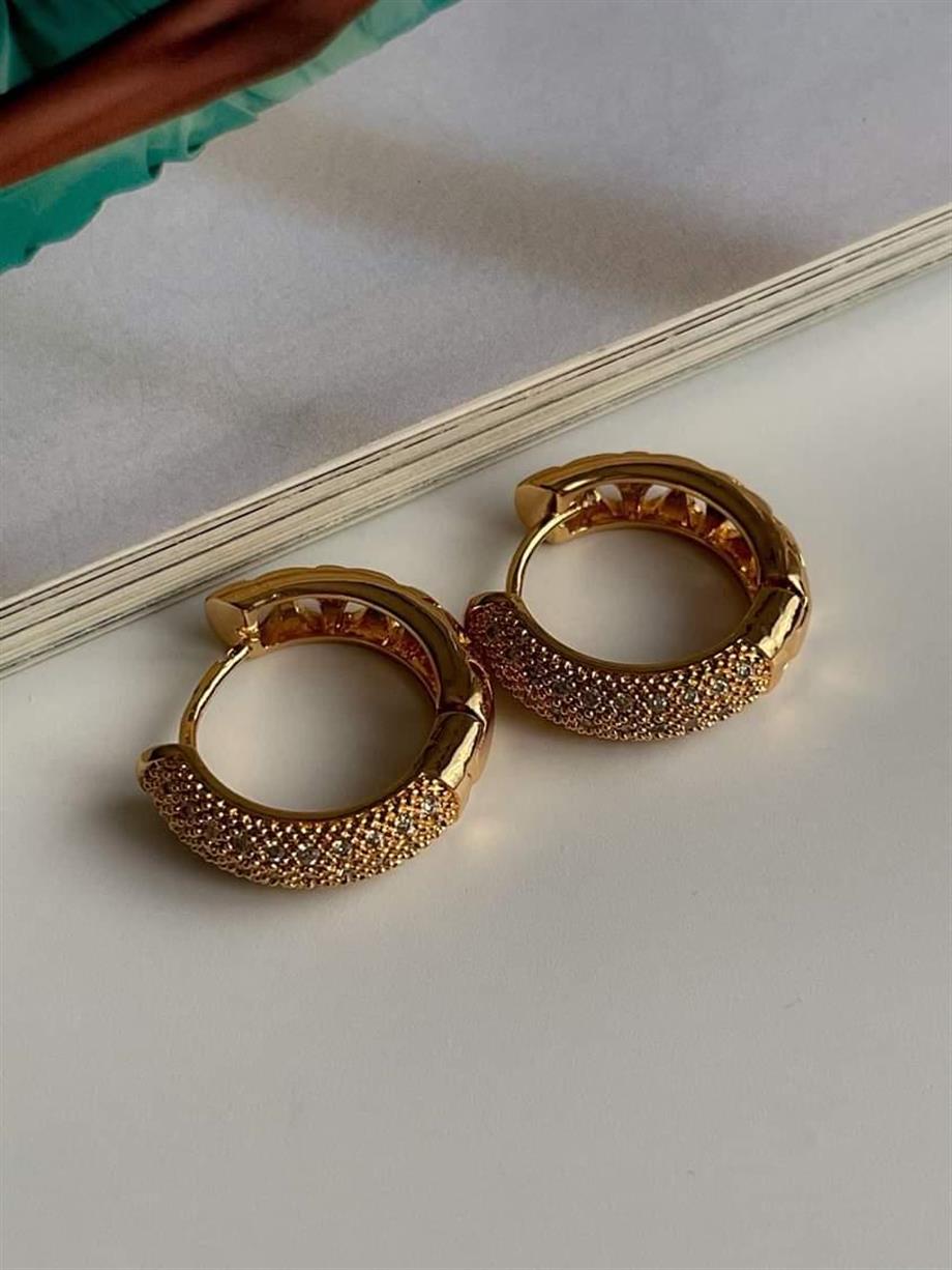 Özel Kaplama Gold Renk Zirkon Taşlı Halka Küpe (2 Cm)