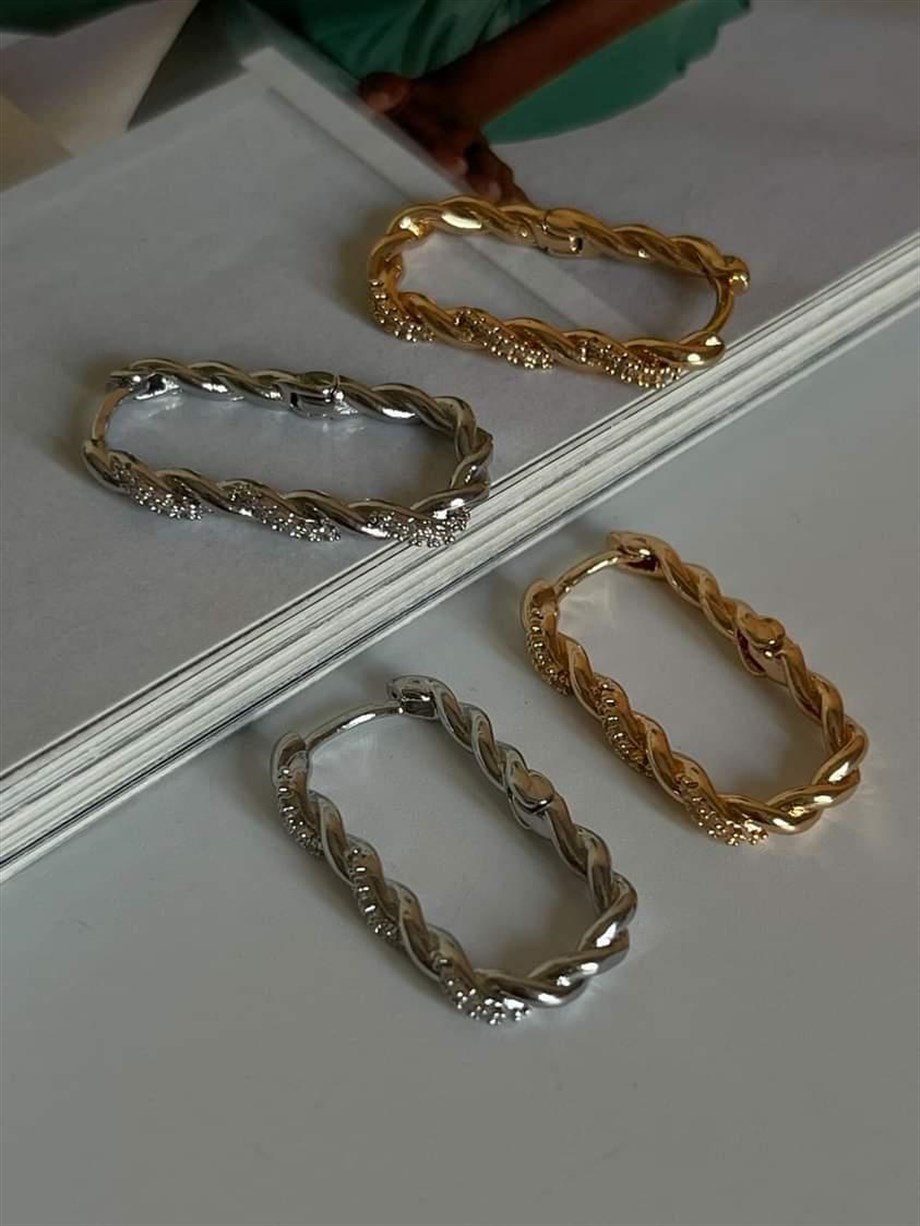 Özel Kaplama Gold Renk Zirkon Taşlı Kare Küpe (2.5 Cm)