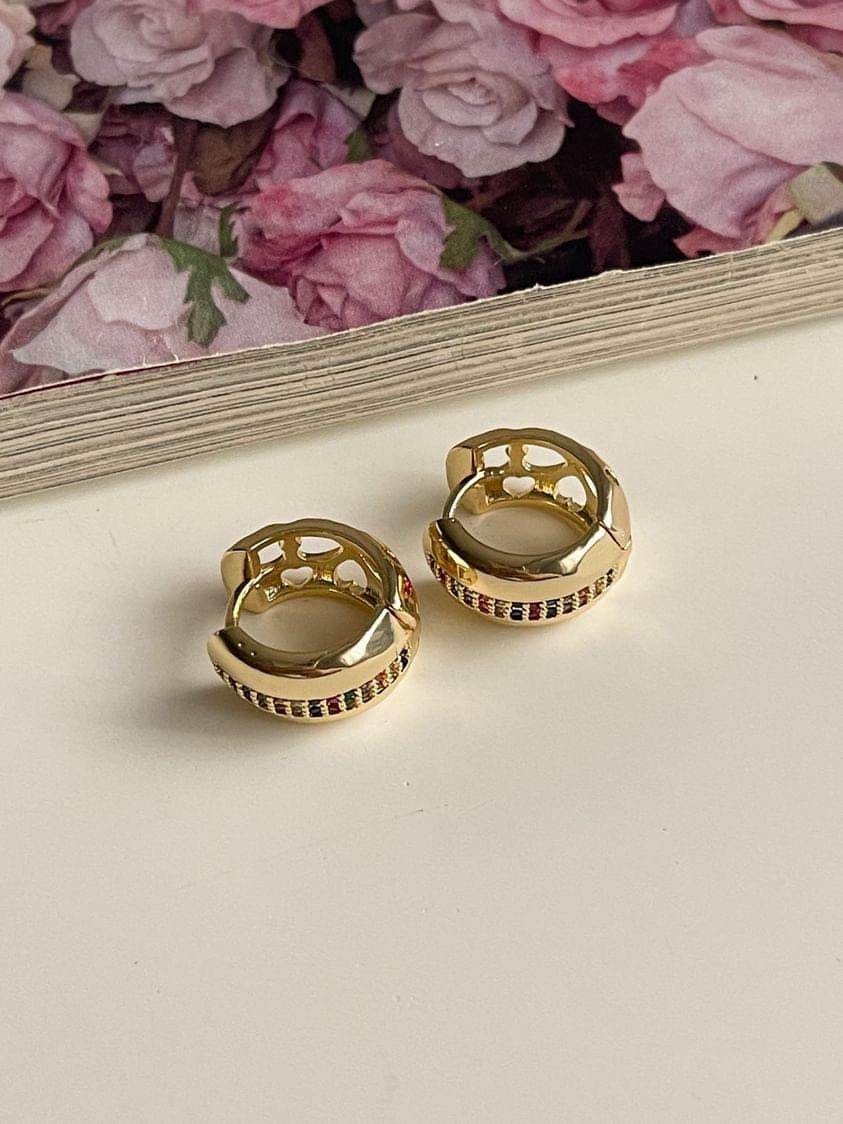 Özel Kaplama Gold Renkli Zirkon Taşlı Luna Küpe (1.90 Cm)
