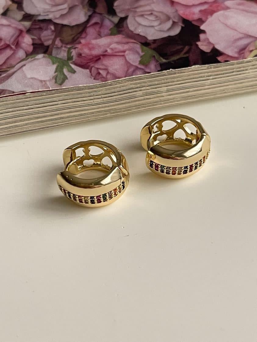 Özel Kaplama Gold Renkli Zirkon Taşlı Luna Küpe (1.90 Cm)