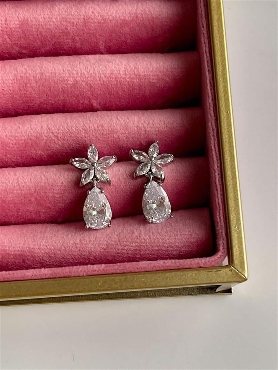 Özel Kaplama Gümüş Renk Baget Taşlı Küpe (2.5 Cm)