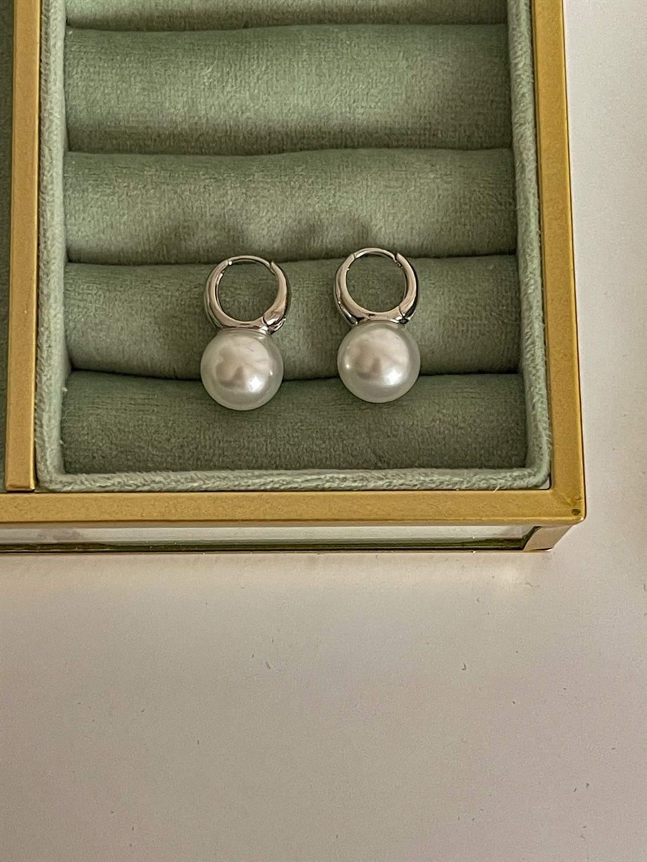 Özel Kaplama Gümüş Renk İncili Küpe (2 Cm)