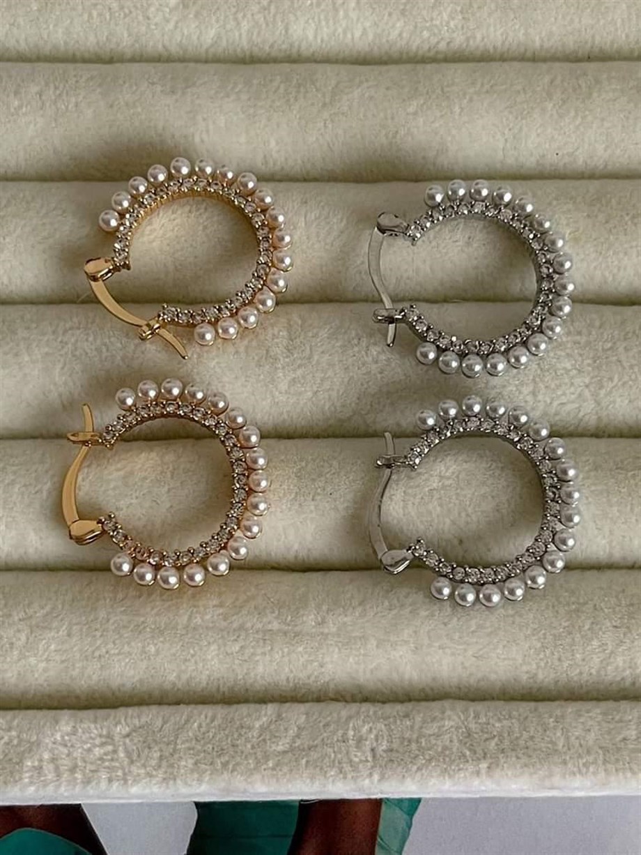 Özel Kaplama Gümüş Renk İncili Zirkon Taşlı Halka Küpe (2 Cm)