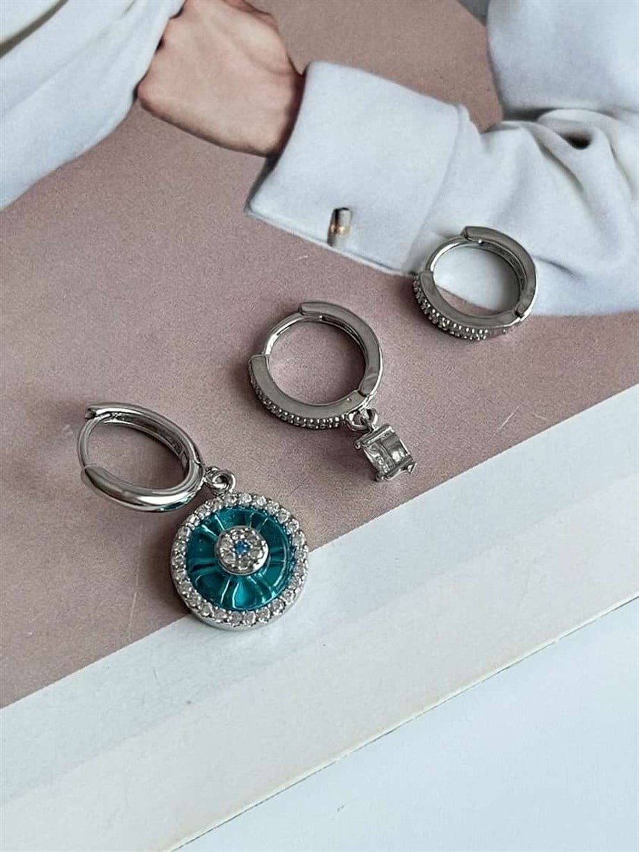 Özel Kaplama Gümüş Renk Mavi Baget Taşlı Üçlü Küpe Seti (2.70 Cm)