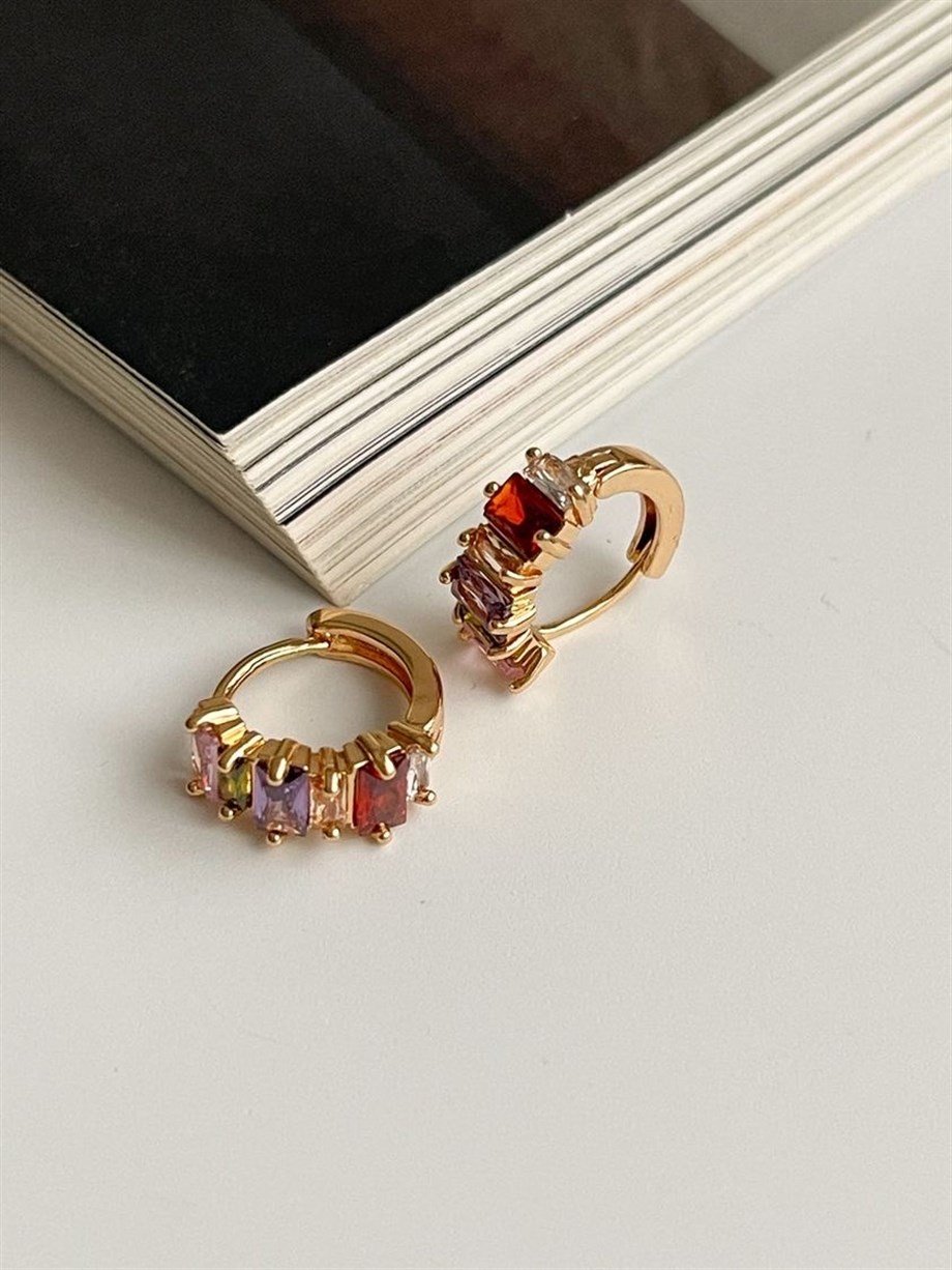 Özel Kaplama Renkli Baget Taşlı Halka Küpe (1.5 Cm)