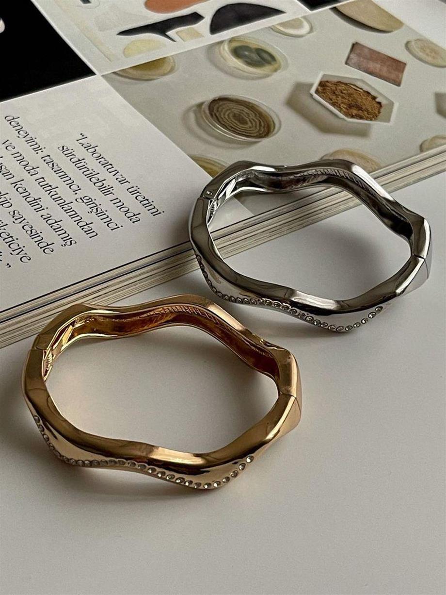 Özel Kaplama Vintage Gümüş Renk Kelepçe Bileklik 
