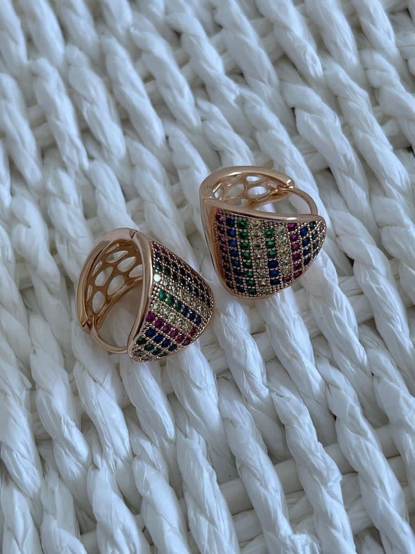 Özel Kaplama Xuping Gold Renkli Zirkon Taşlı Küpe (1.5 Cm)