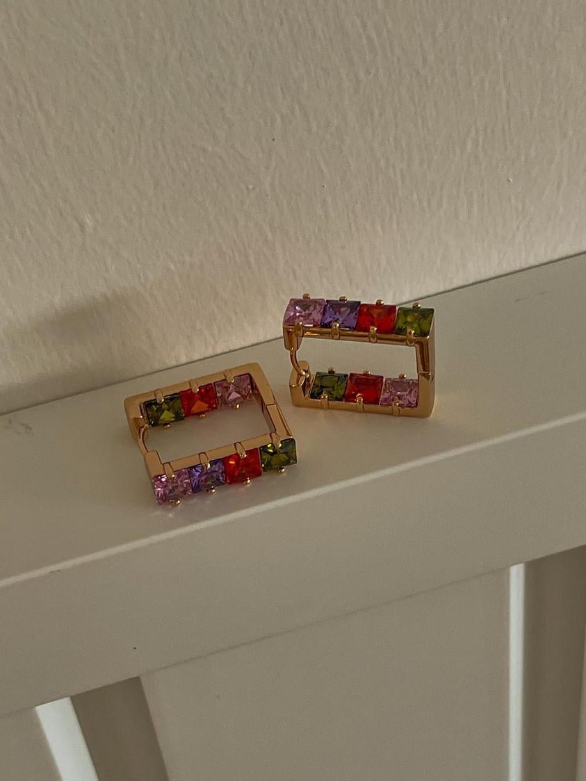 Özel Kaplama Xuping Renkli Taşlı Kare Küpe (1.90 Cm)