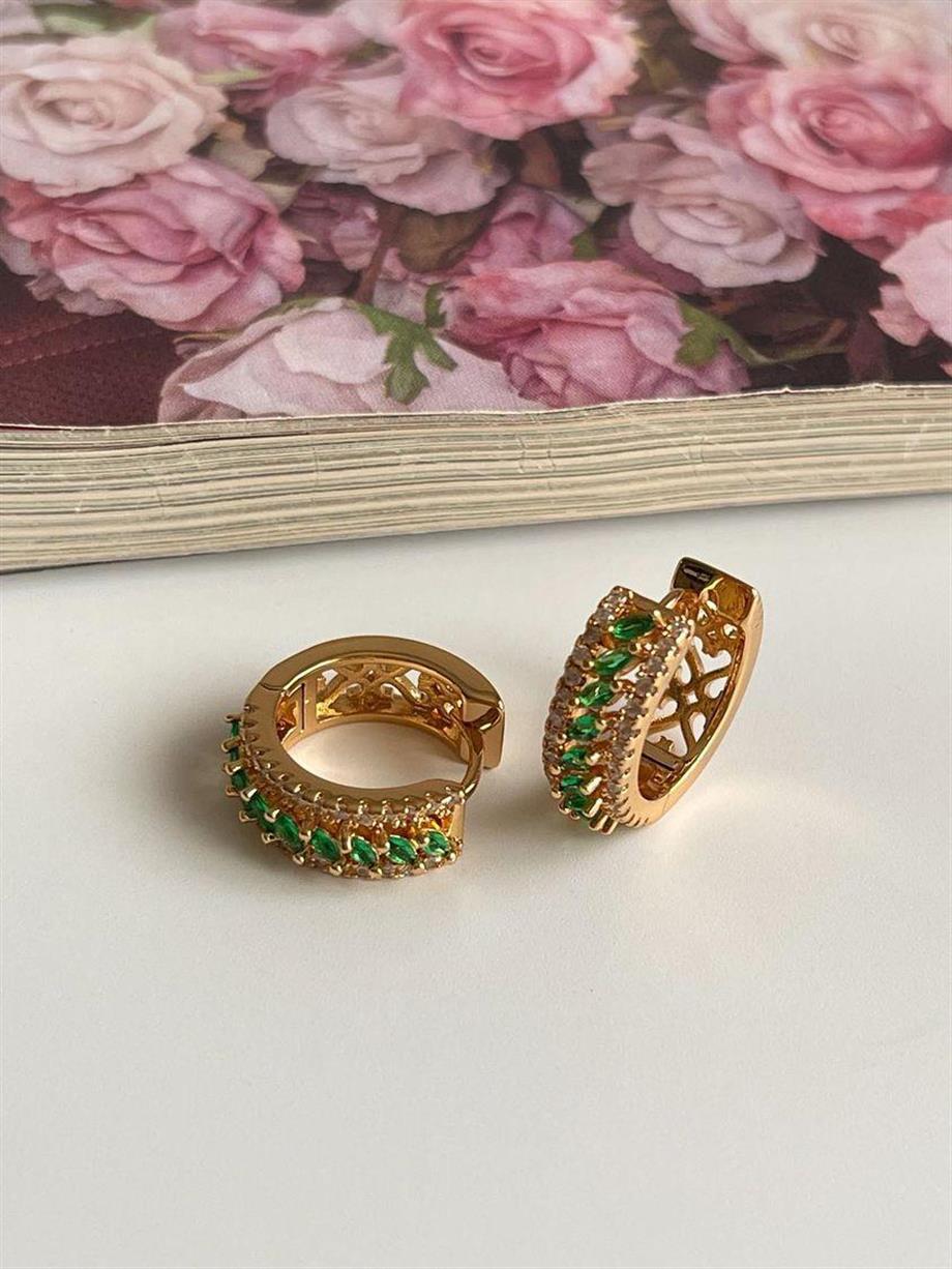 Özel Kaplama Yeşil Baget Taşlı Halka Küpe (1.5 Cm)