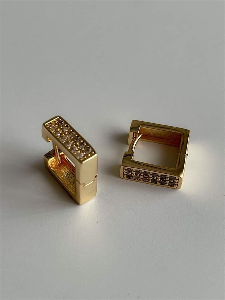 Özel Kaplama Zirkon Taşlı Kare Küpe (1.40 Cm)
