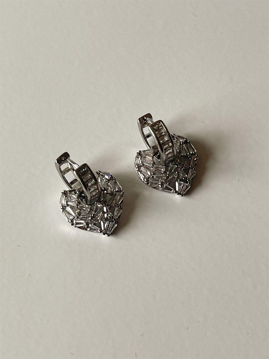 Özel Seri Gümüş Renk Vip Baget Taşlı Kalp Küpe (2.5 Cm)
