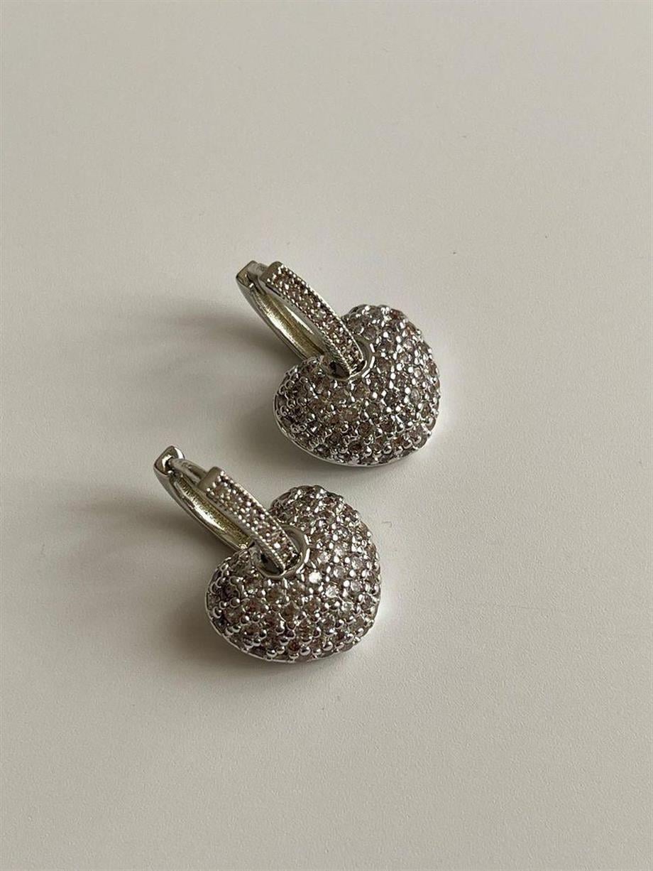 Özel Seri Gümüş Renk Vip Zirkon Taşlı Kalp Küpe (2 Cm)