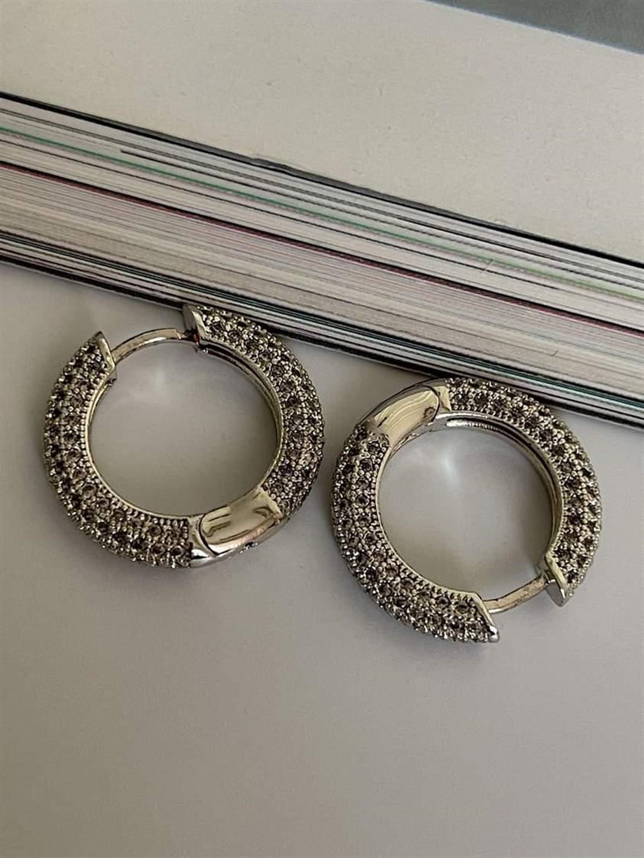 Özel Seri Gümüş Renk Zirkon Taşlı Halka Küpe (2 Cm)