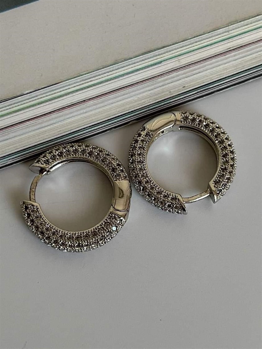 Özel Seri Gümüş Renk Zirkon Taşlı Halka Küpe (2 Cm)