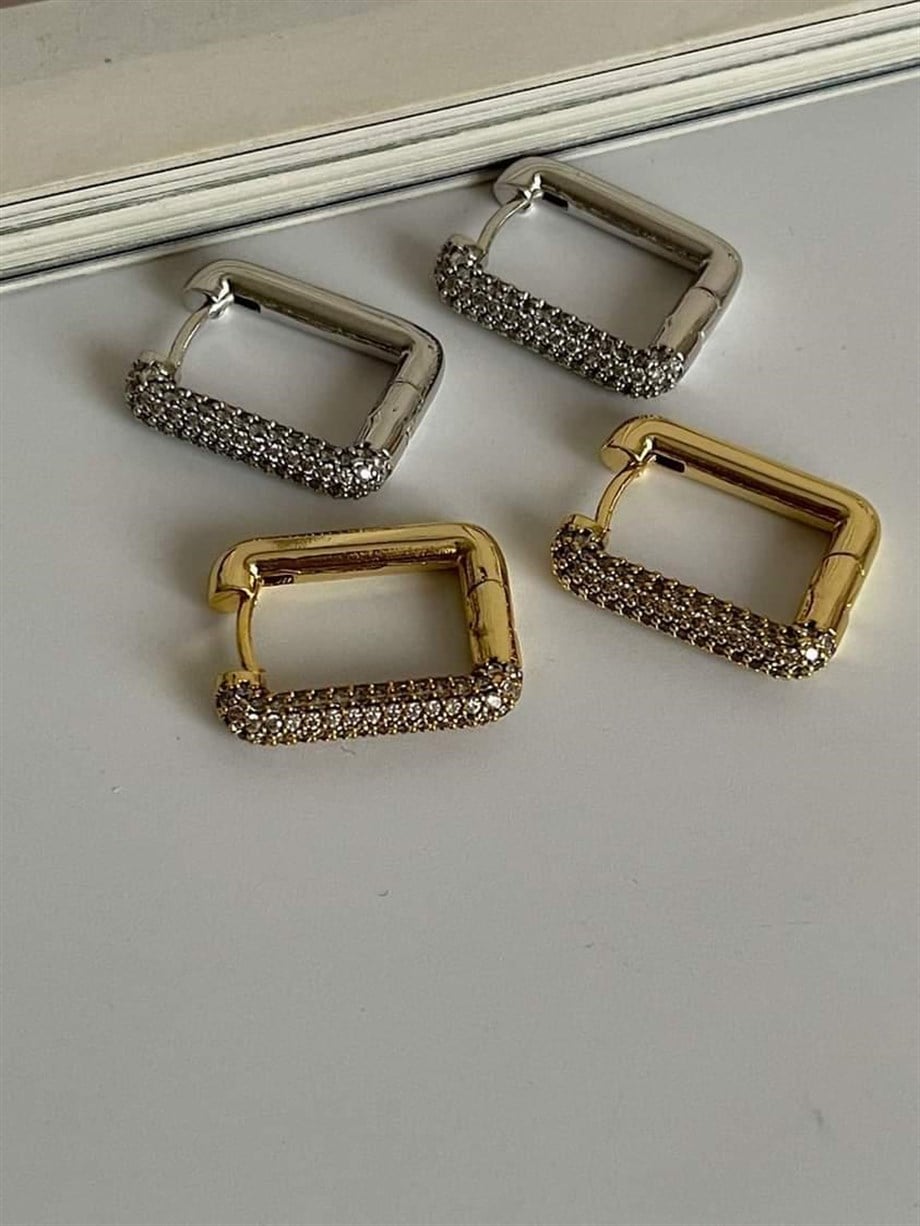 Özel Seri Gümüş Renk Zirkon Taşlı Kare Küpe (2.10 Cm)