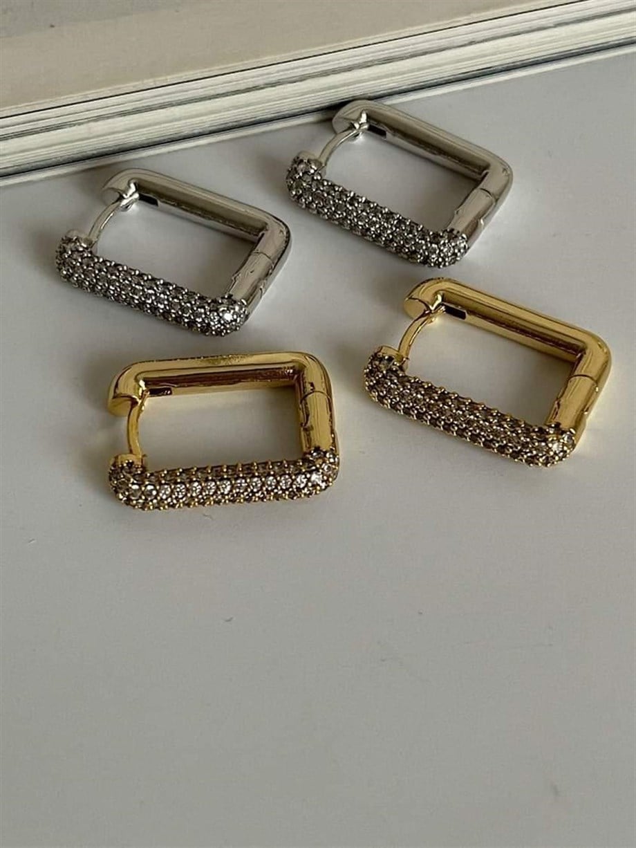Özel Seri Gümüş Renk Zirkon Taşlı Kare Küpe (2.10 Cm)