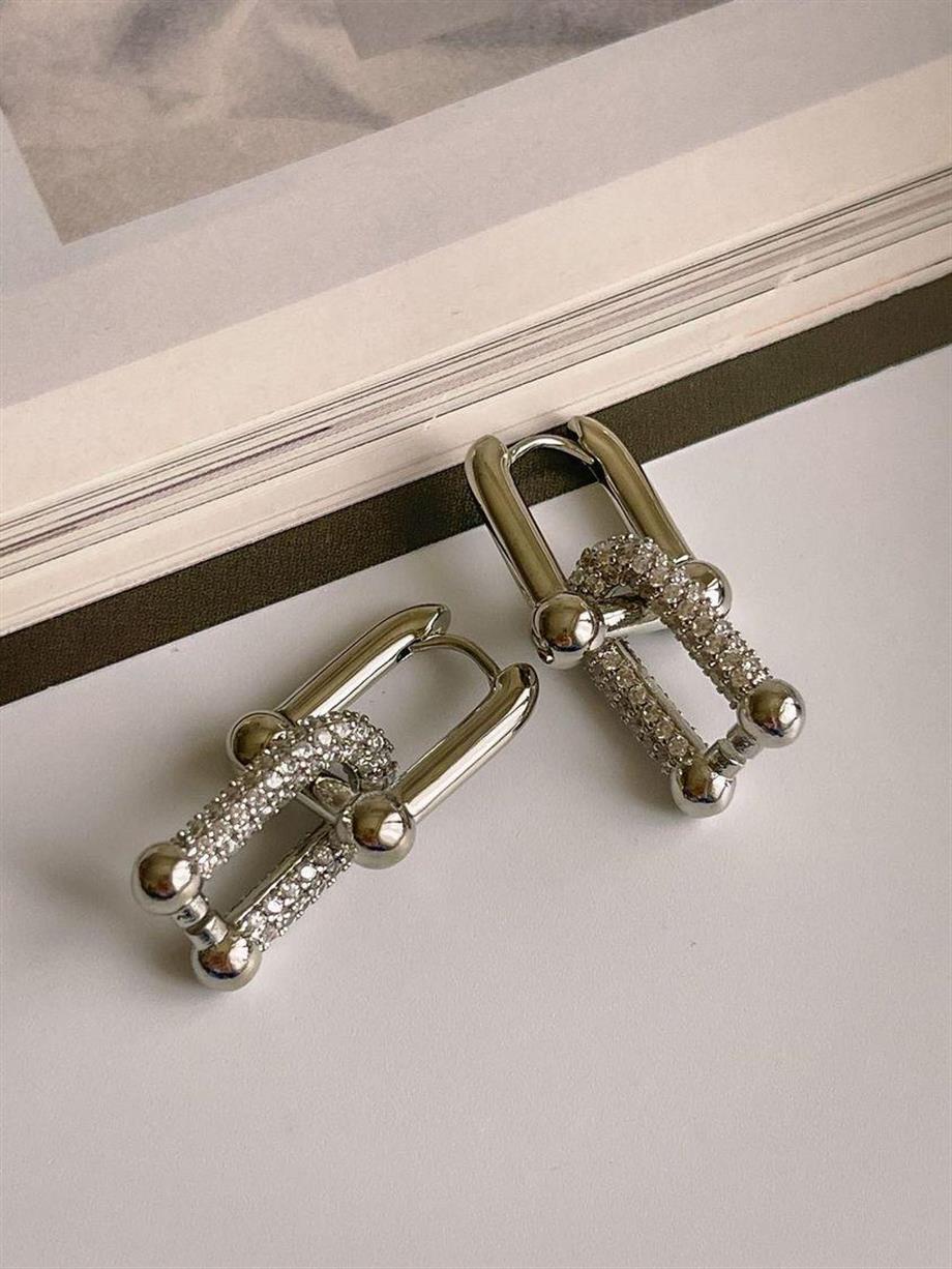 Özel Seri Kaplama Vip Gümüş Renk Taşlı Tiffany Küpe (3 Cm)