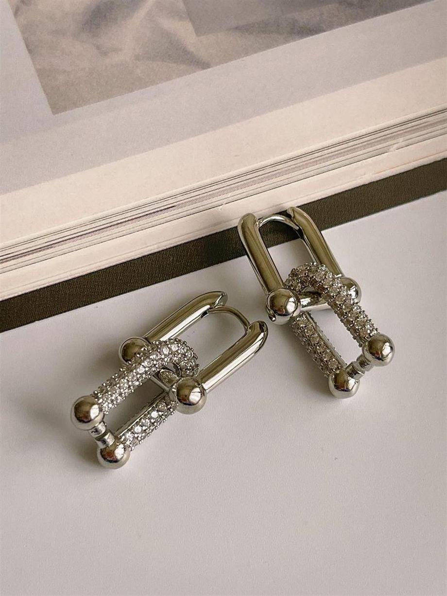 Özel Seri Kaplama Vip Gümüş Renk Taşlı Tiffany Küpe (3 Cm)