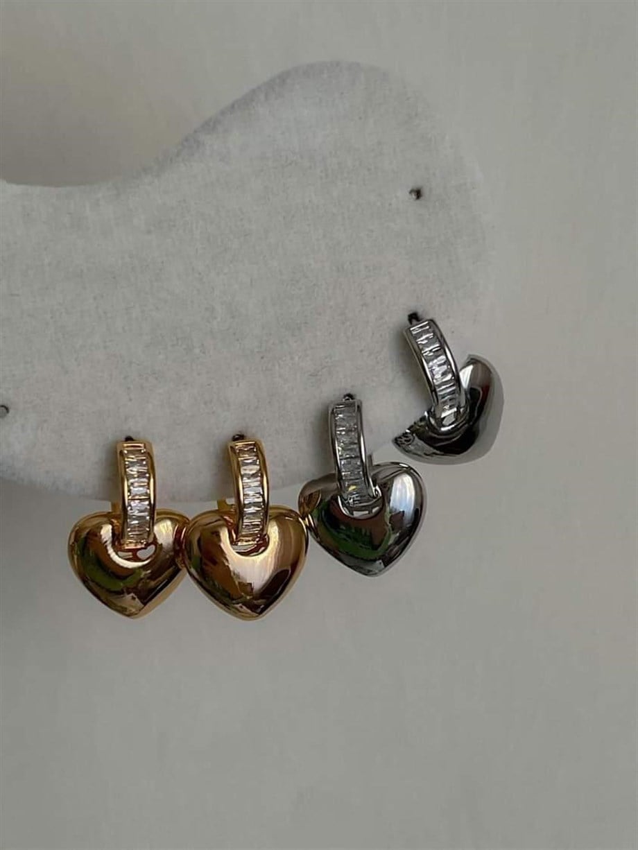 Özel Seri Vip Baget Taşlı Kalp Küpe (2 Cm)