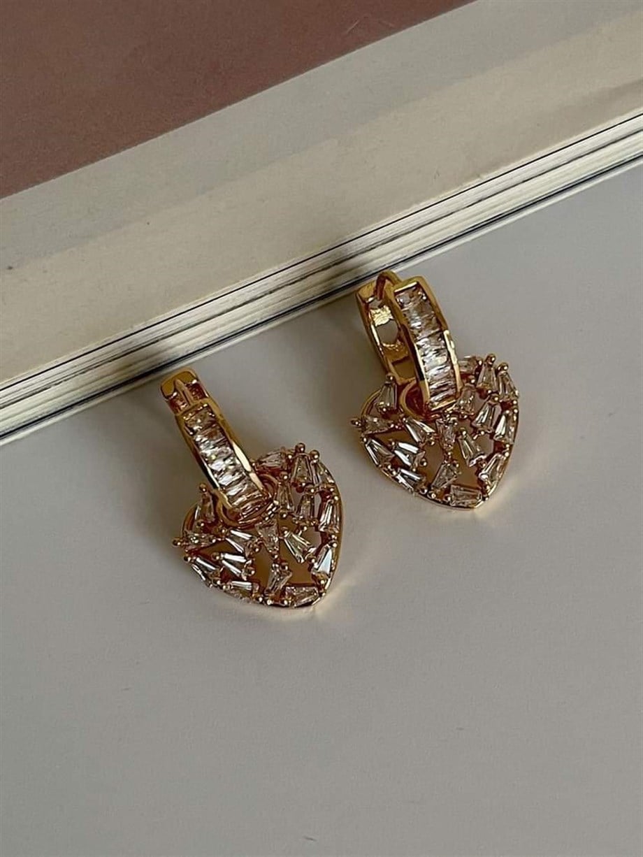 Özel Seri Vip Baget Taşlı Kalp Küpe (2.20 Cm)