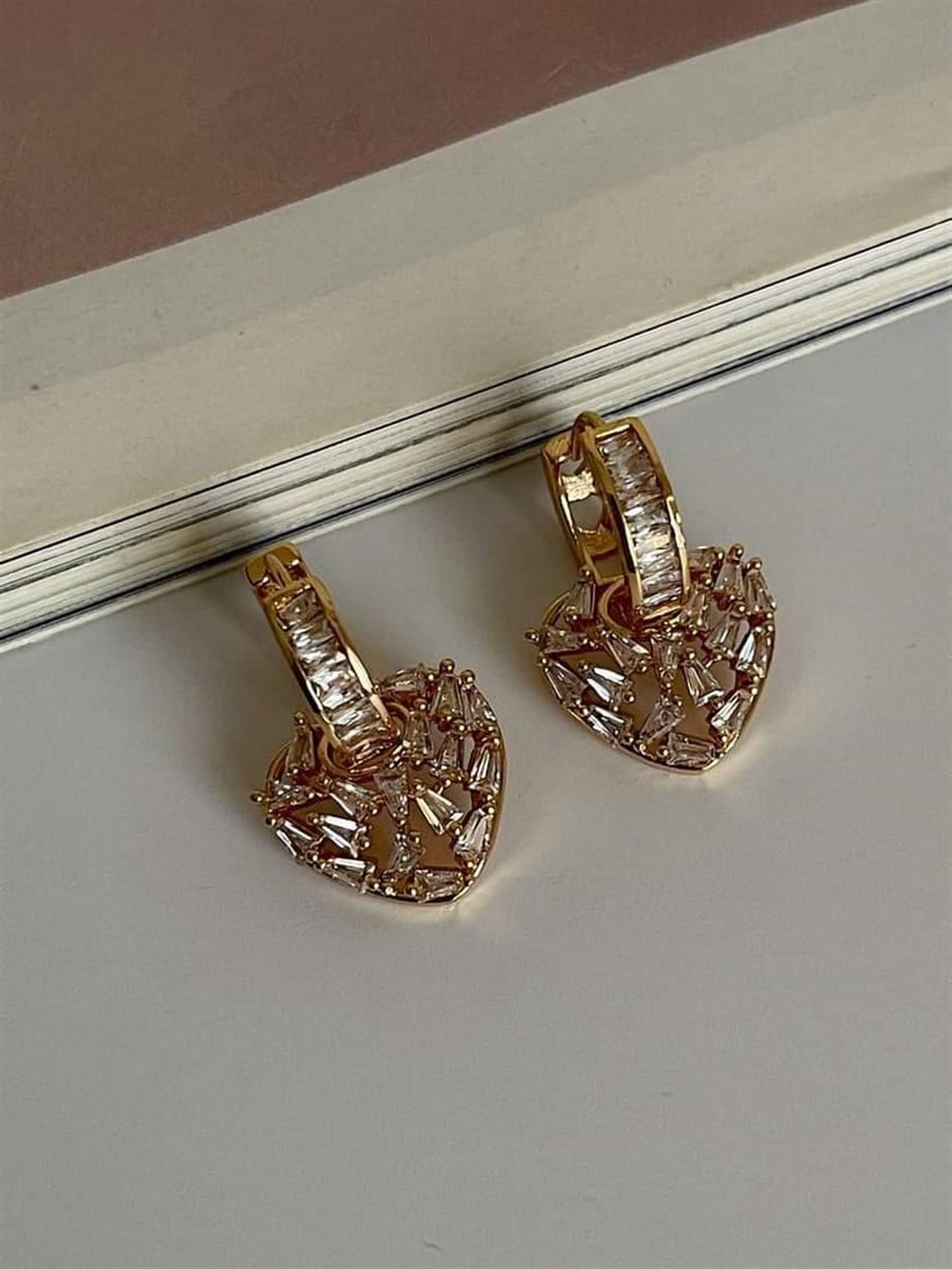 Özel Seri Vip Baget Taşlı Kalp Küpe (2.20 Cm)
