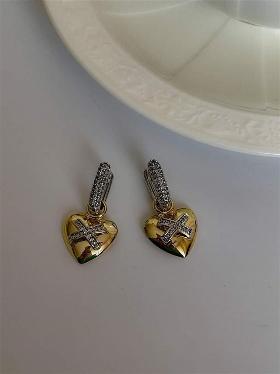Özel Seri Vip Kalpli Küpe (3 Cm)