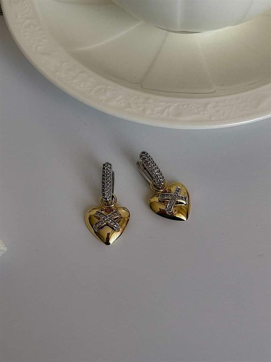 Özel Seri Vip Kalpli Küpe (3 Cm)
