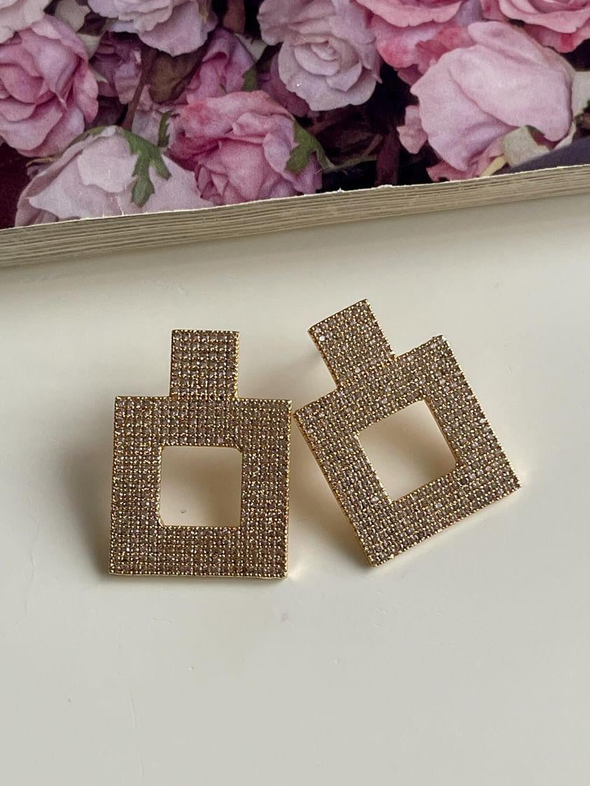 Özel Vip Seri Gold Zirkon Taşlı Kare Küpe (3.20 Cm)