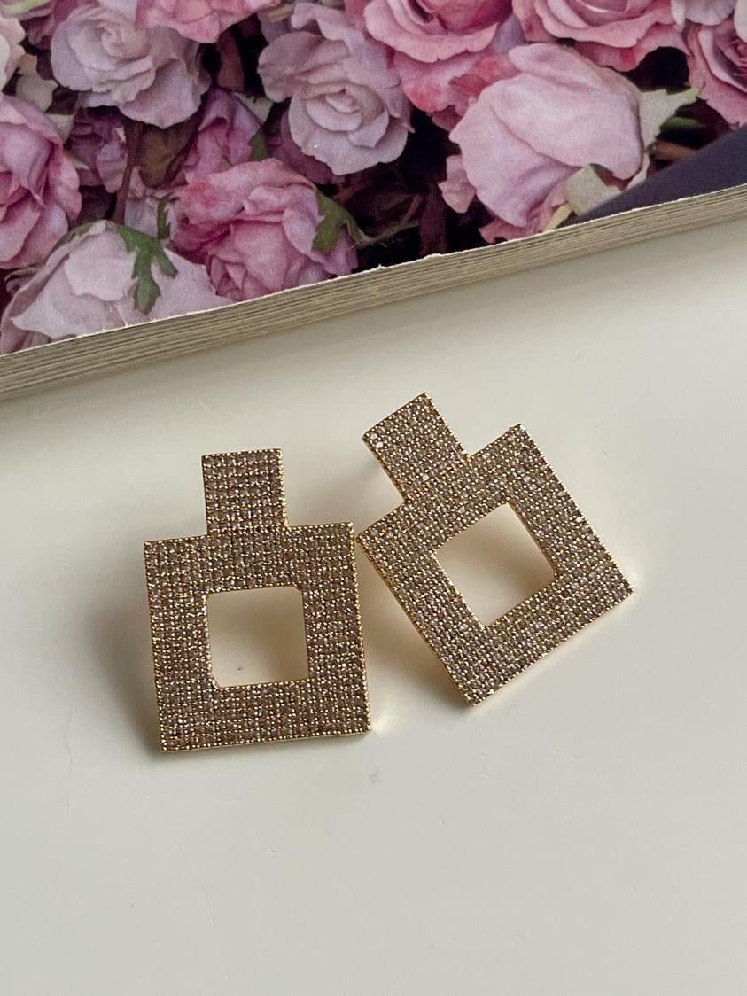 Özel Vip Seri Gold Zirkon Taşlı Kare Küpe (3.20 Cm)