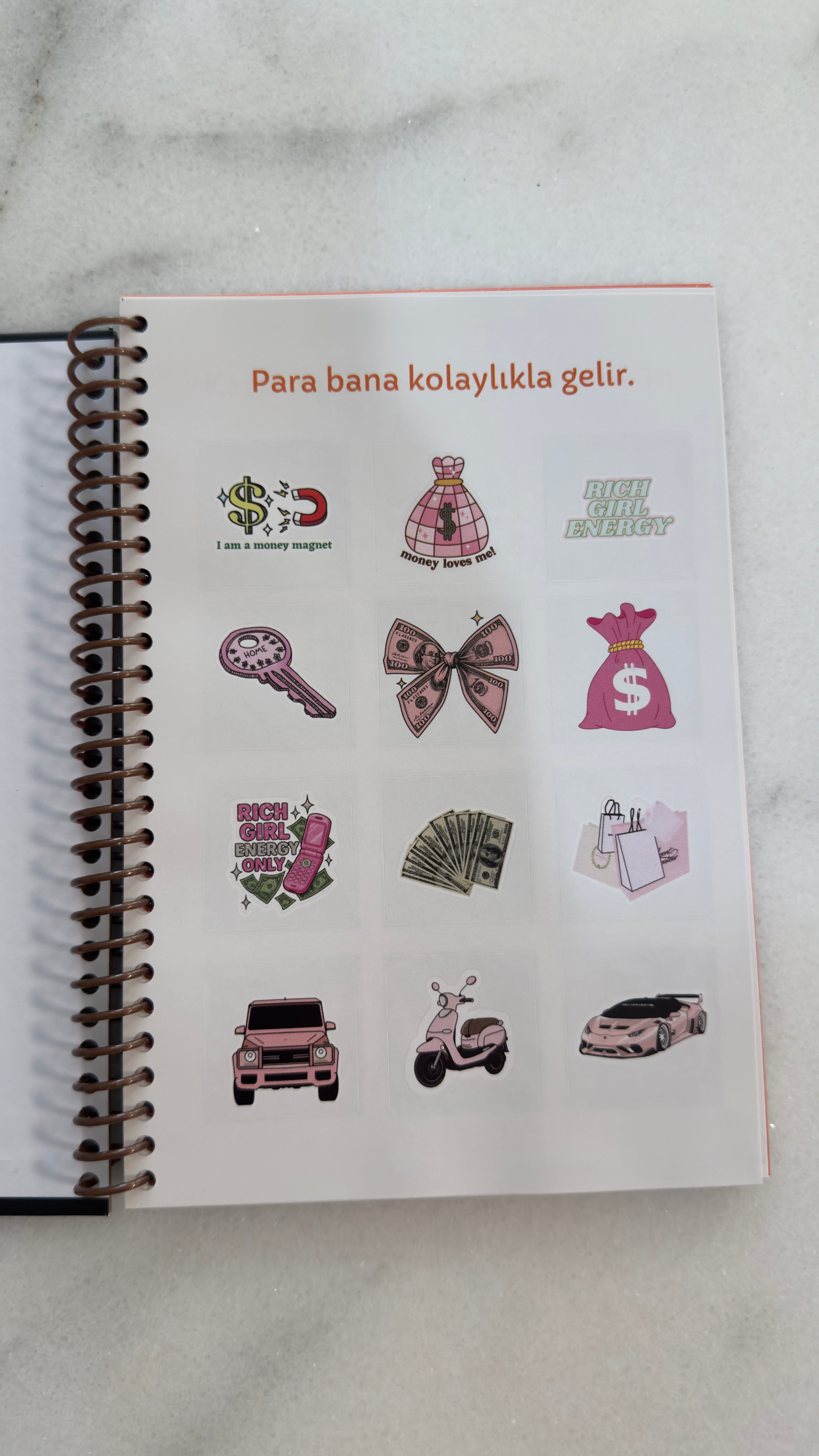 Siyah Manifestle Defteri