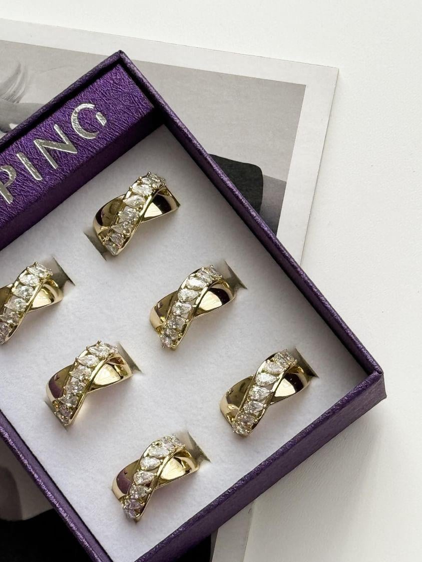 Xuping Gold Baget Taşlı Numaralı Yüzük (19 Numara)