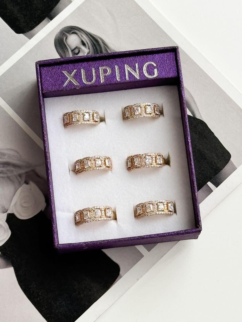 Xuping Gold Baget Taşlı Numaralı Yüzük (18 Numara)
