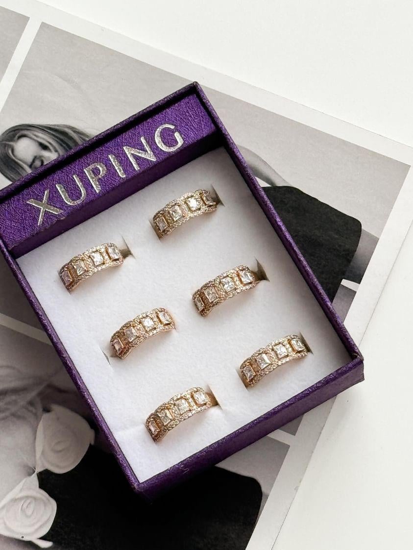 Xuping Gold Baget Taşlı Numaralı Yüzük (18 Numara)