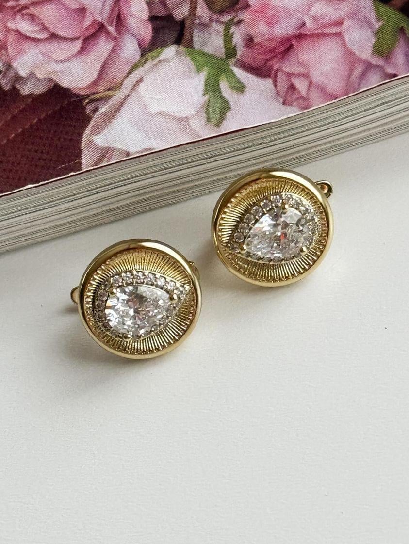 Xuping Gold Beyaz Damla Taşlı Küpe (1.30 Cm)