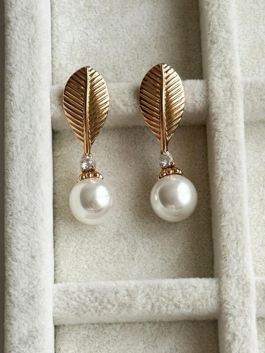 Xuping Gold İncili Yaprak Küpe (3.5 Cm)