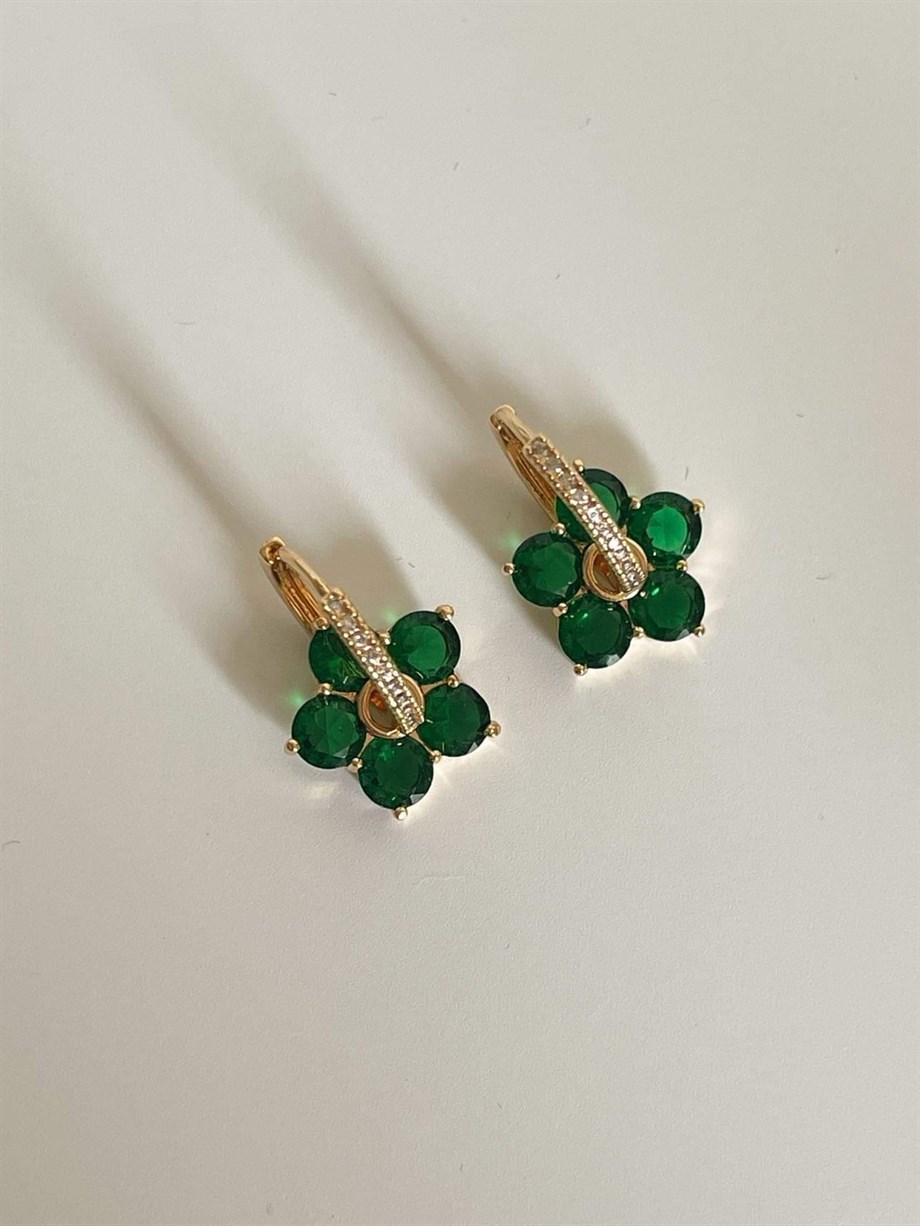 Yeşil Baget Taşlı Çiçek Küpe (2 Cm)