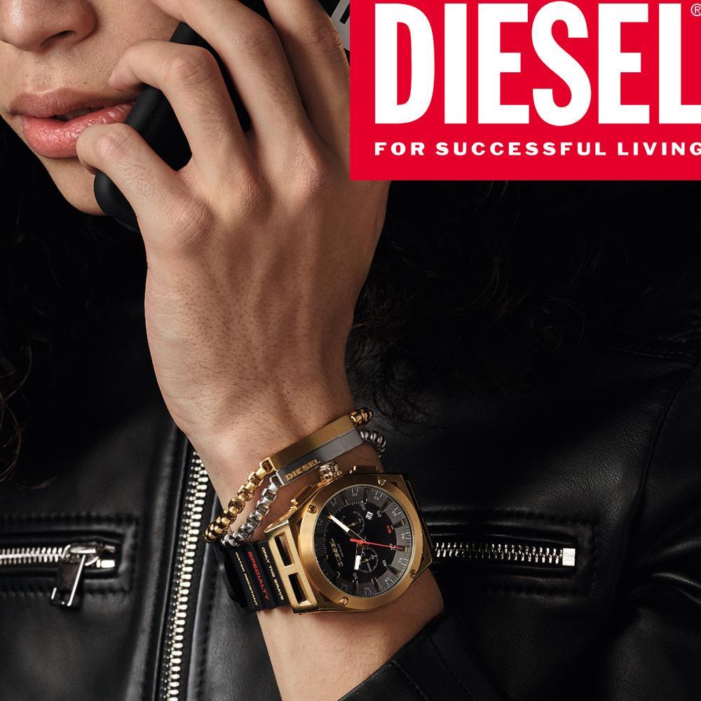 Diesel DZ4546 Erkek Kol Saati