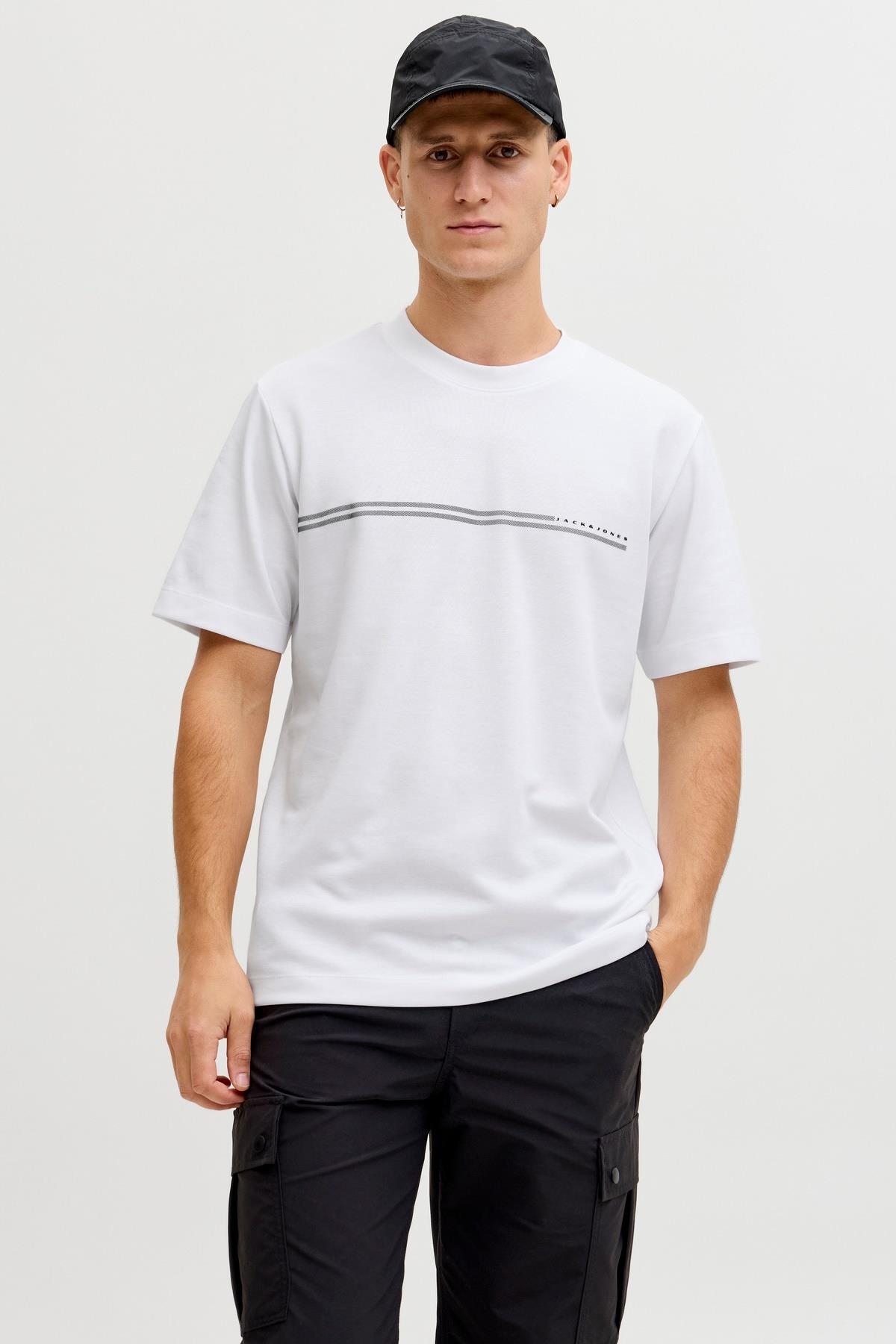 Jack & Jones JCOFUSION Erkek Basic Tişört – Bisiklet Yaka, Göğüs Logolu 